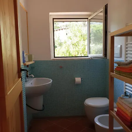 Cornice Di Portofino E Piscina Zoagli